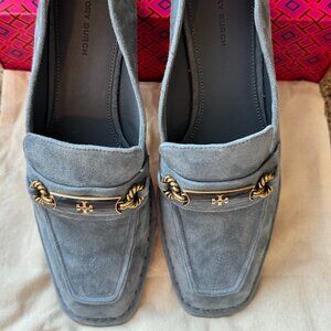 Tory Burch Perrine Suede Loafer. Size 10. NIB